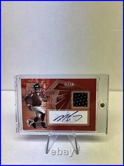 2004 Fleer Authentic Game Worn Jersey Autograph Michael Vick Auto /25