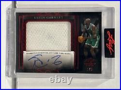 2022 Leaf Trinity Game-Worn Patch Red Kevin Garnett auto/1 #PA-KG1 One-of-One