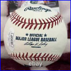 Fabulous Clayton Kershaw Signed Autographed Omlb Mint Dodgers A Beauty Jsa