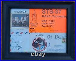 STS-37 Full Crew Signed Mission Cover Display ROSS GODWIN APT NAGEL CAMERON CERT